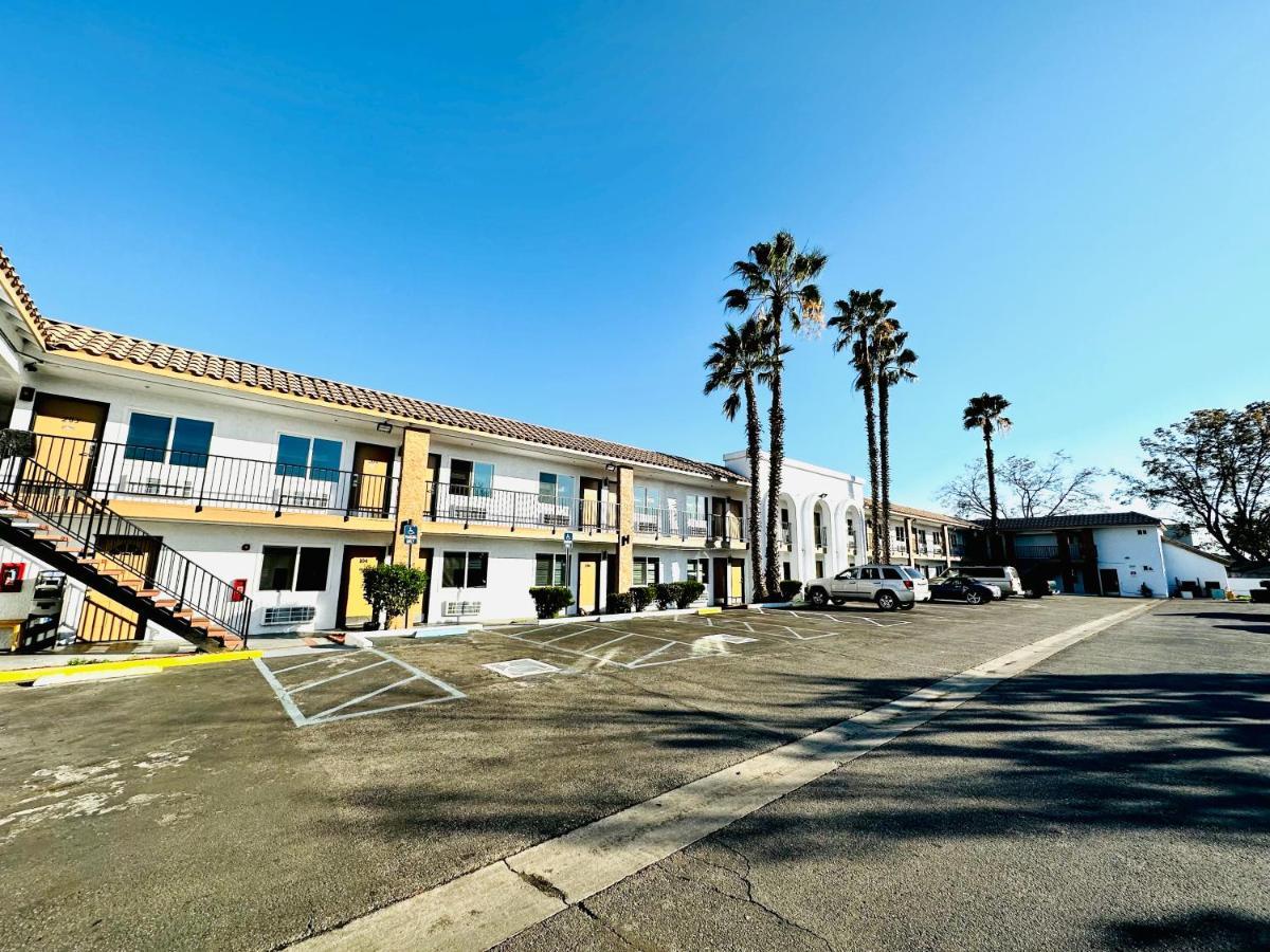 Casa Blanca Express & Suites Cypress Buena Park - Anaheim Area Экстерьер фото